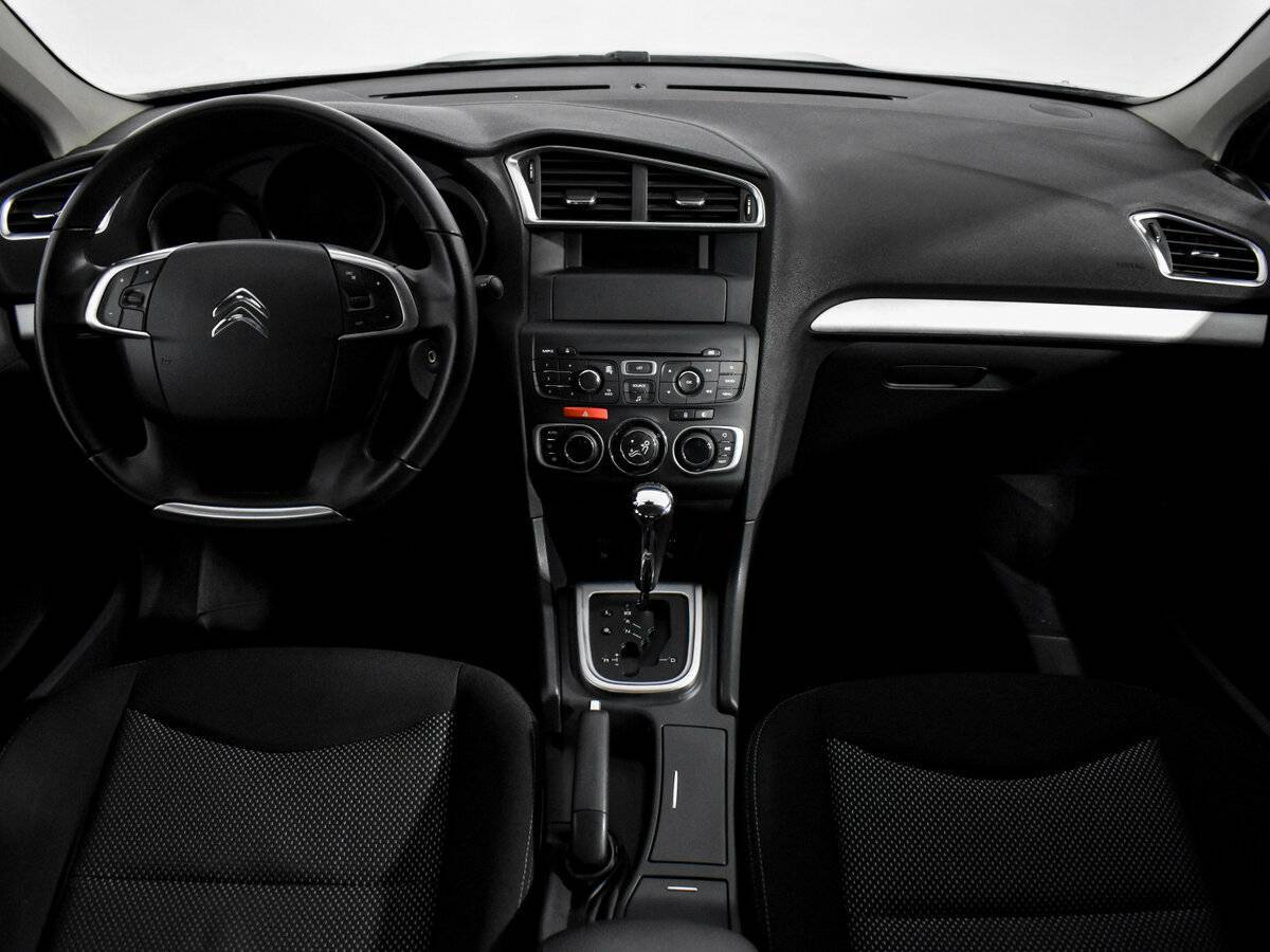 Citroen C4 с пробегом — 2013 год. Фото: #13