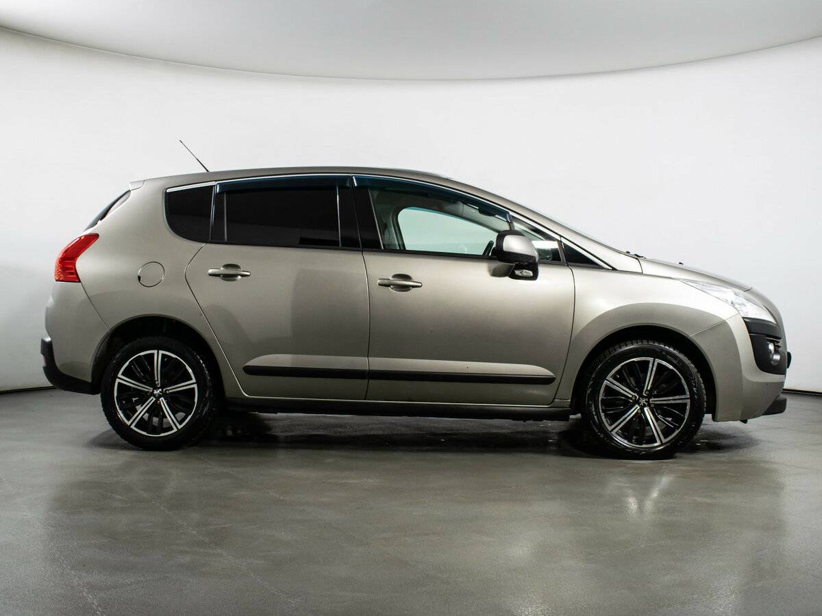 Peugeot 3008 с пробегом — 2012 год. Фото: #3