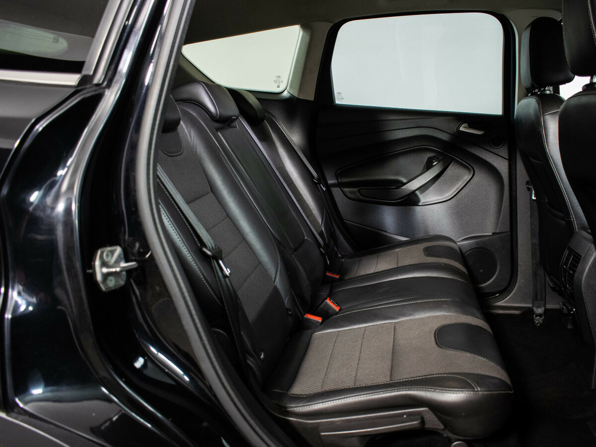 Ford Kuga с пробегом — 2016 год. Фото: #8