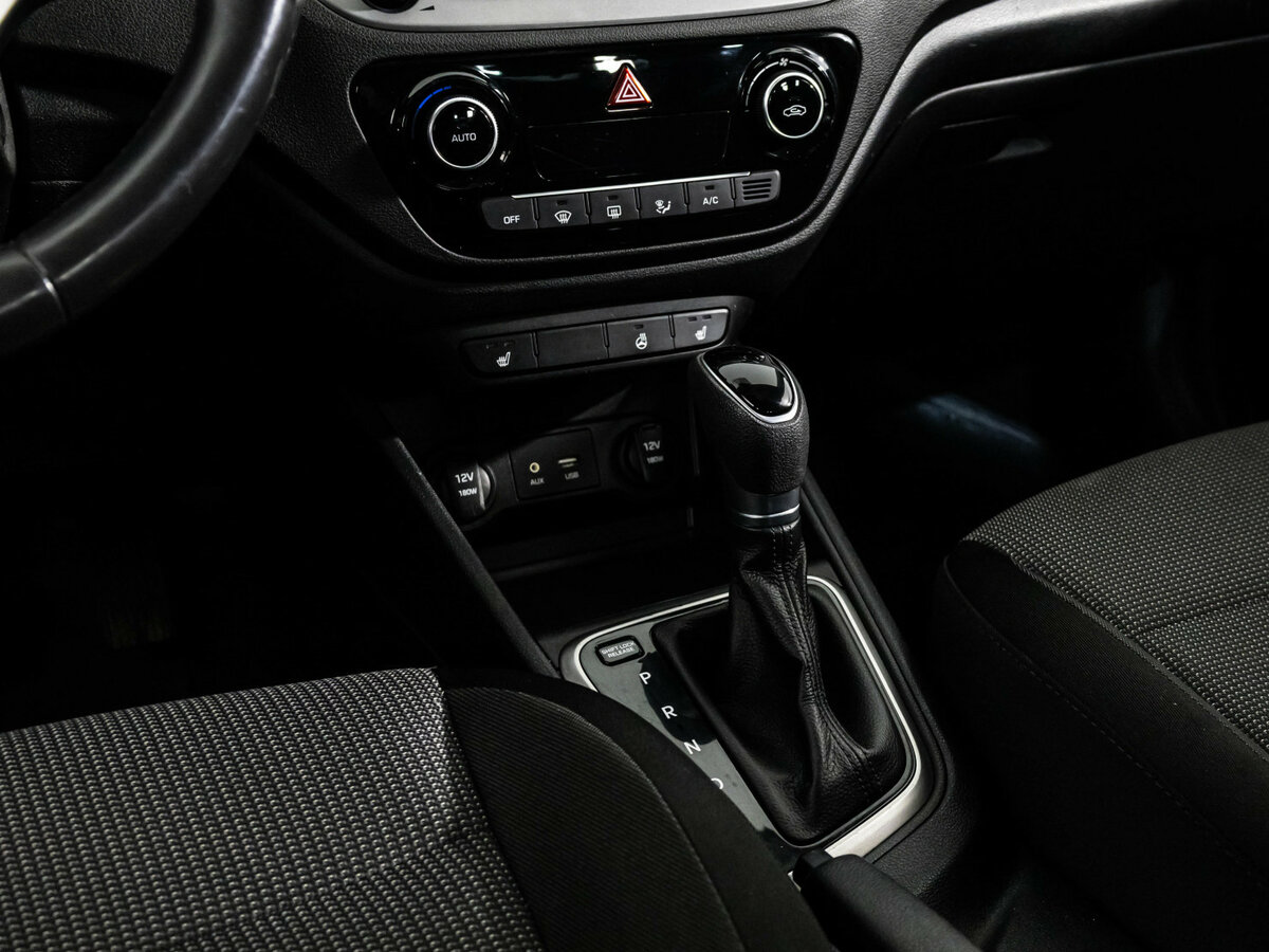 Hyundai Solaris с пробегом — 2017 год. Фото: #14