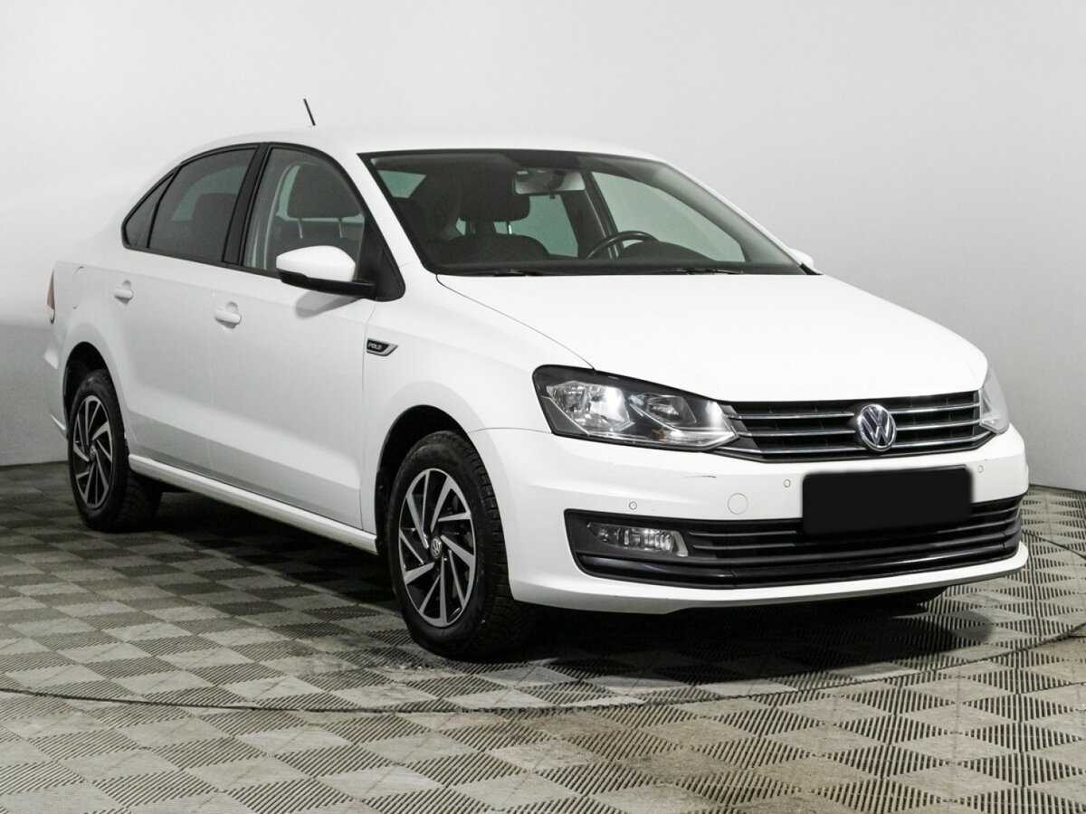 Volkswagen Polo с пробегом — 2018 год. Фото: #2