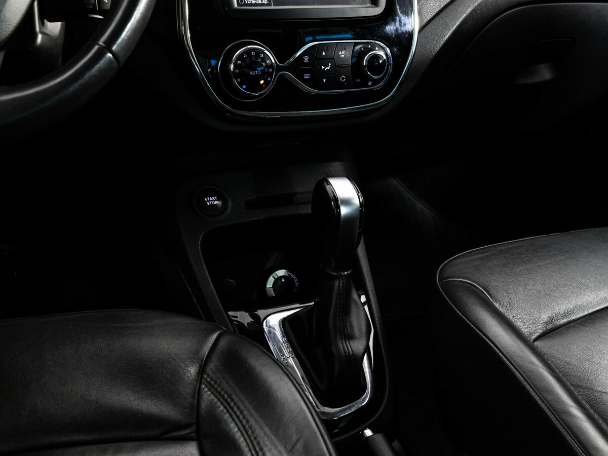 Renault Kaptur с пробегом — 2017 год. Фото: #8