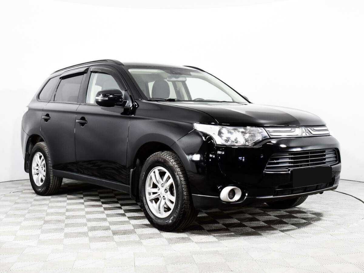 Mitsubishi Outlander с пробегом — 2013 год. Фото: #2