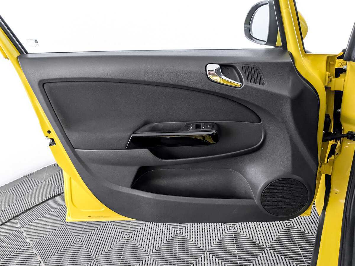 Opel Corsa с пробегом — 2013 год. Фото: #18