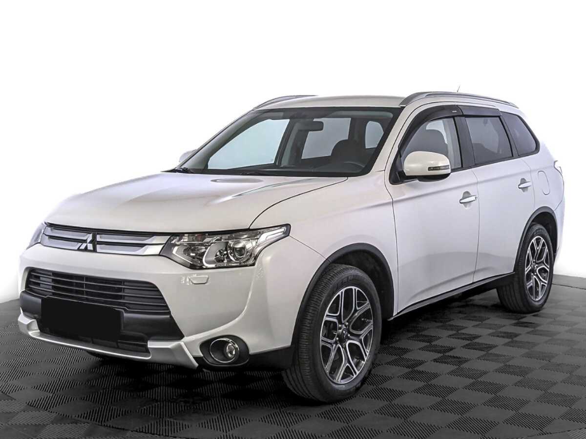 Mitsubishi Outlander с пробегом — 2014 год. Фото: #0