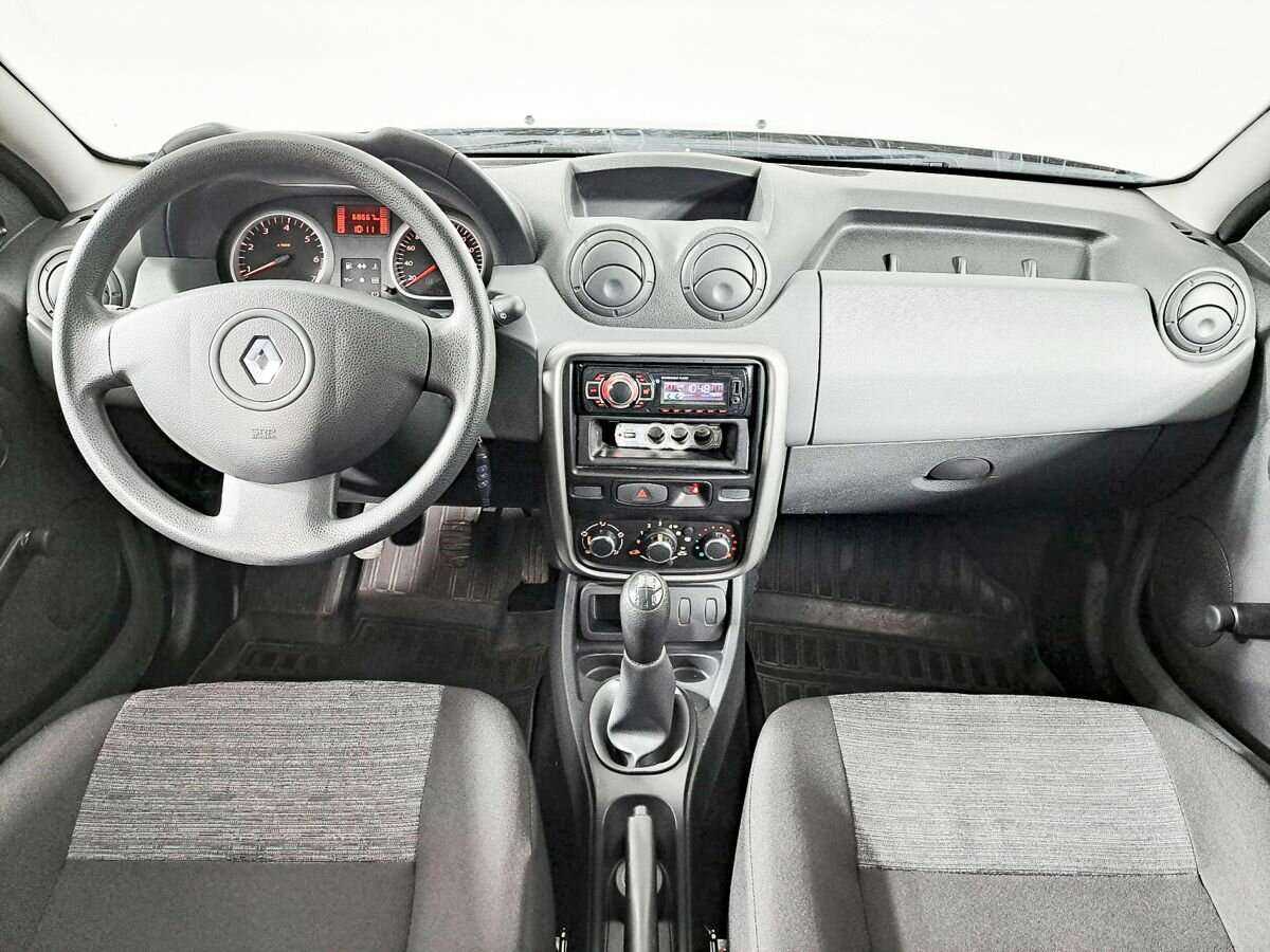 Renault Duster с пробегом — 2014 год. Фото: #11