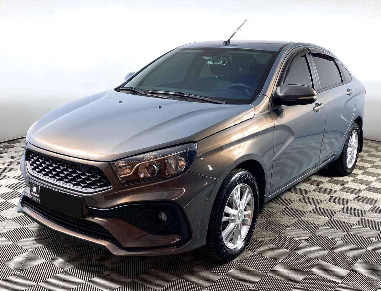 Lada (ВАЗ) Vesta с пробегом — 2017 год. Посмотреть фото