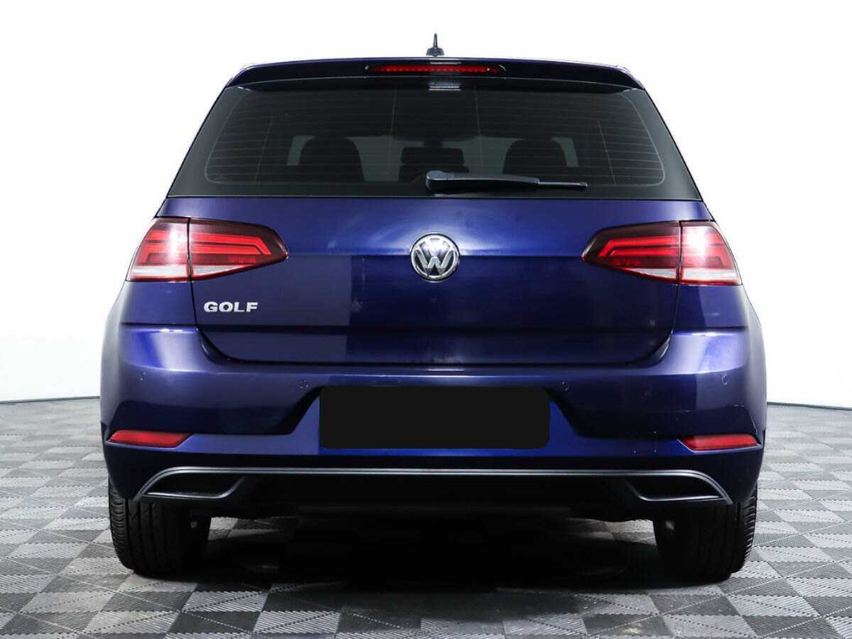 Volkswagen Golf с пробегом — 2018 год. Фото: #4