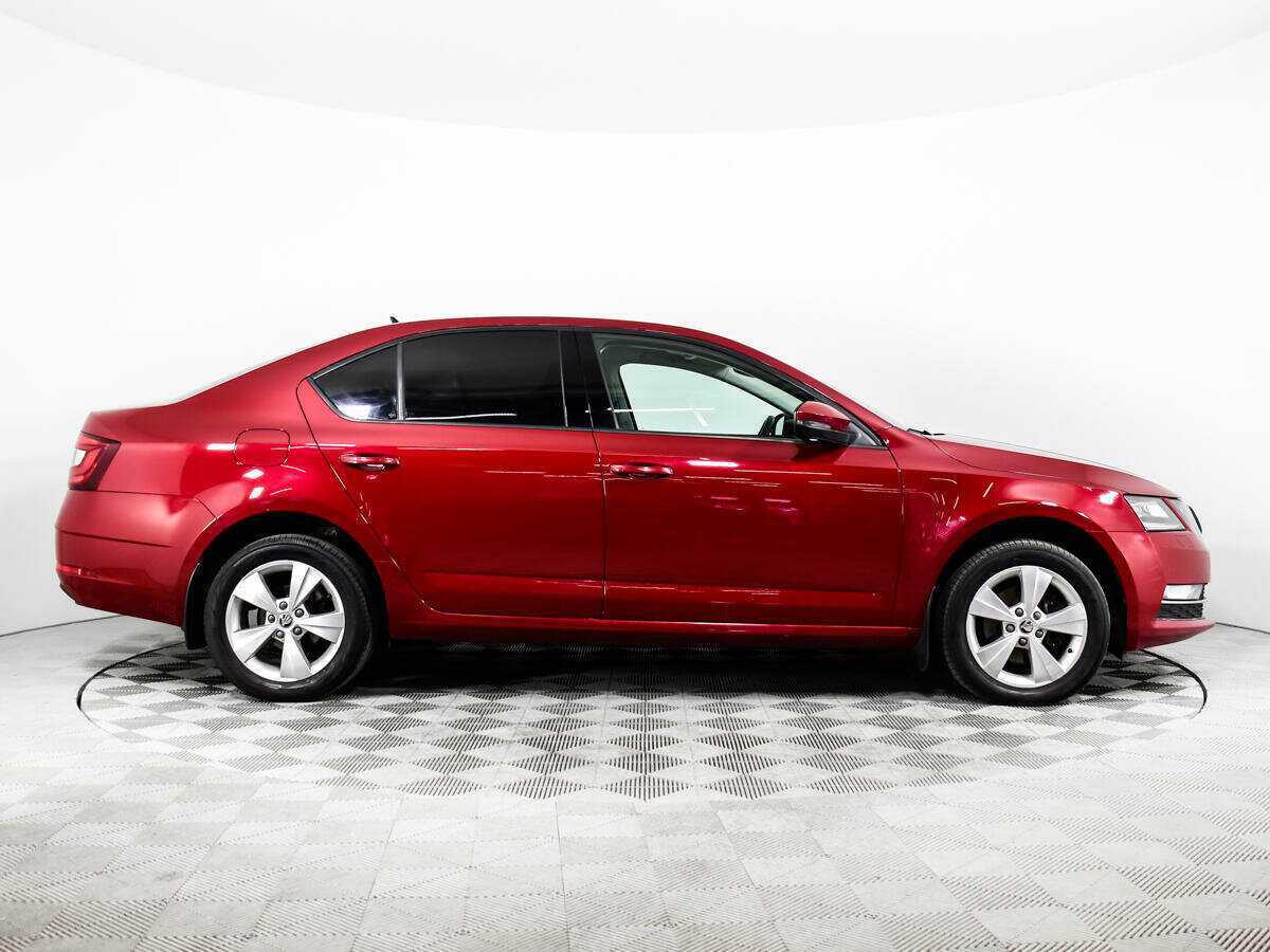 Skoda Octavia с пробегом — 2017 год. Фото: #3