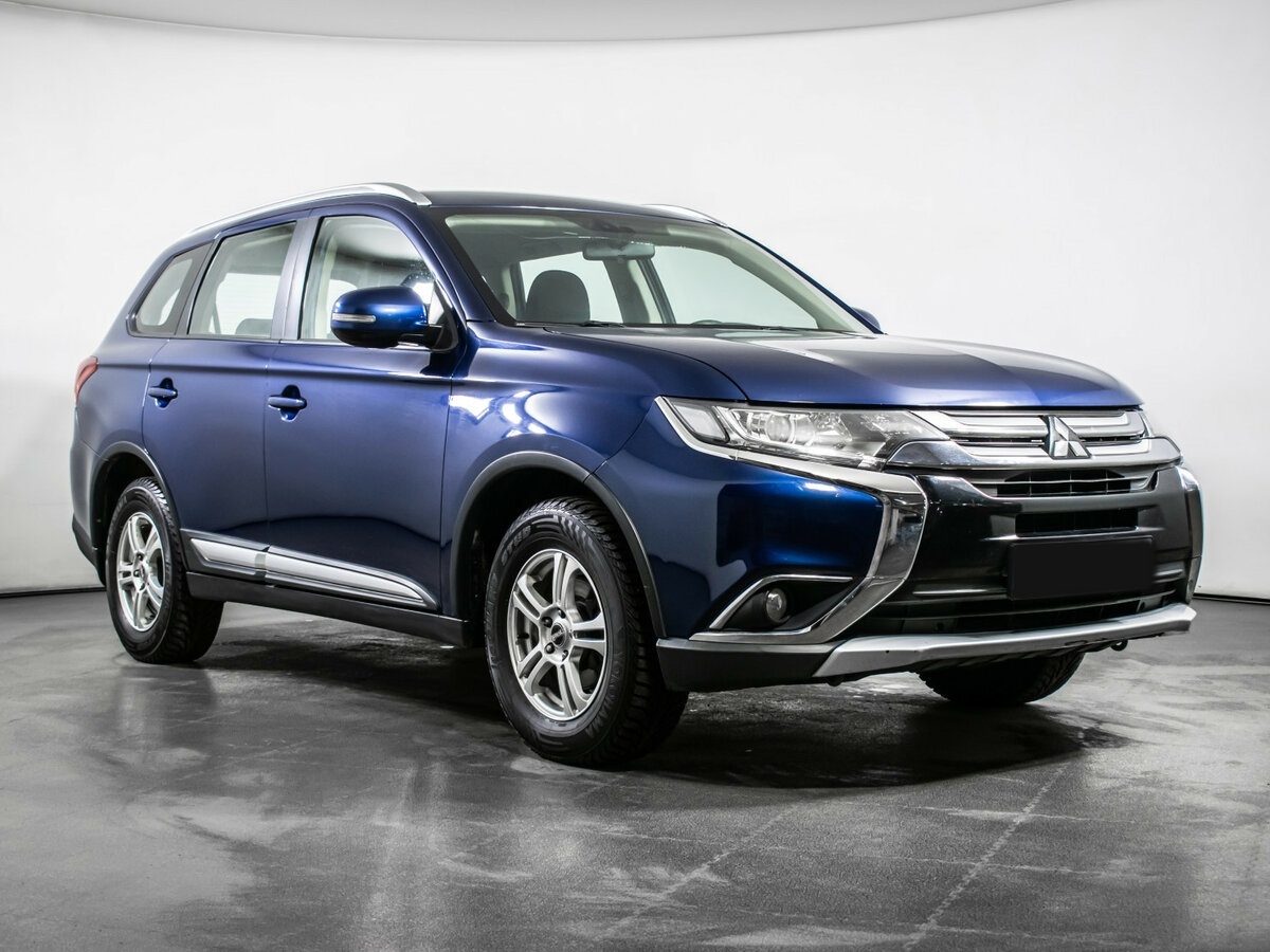 Mitsubishi Outlander с пробегом — 2015 год. Фото: #2