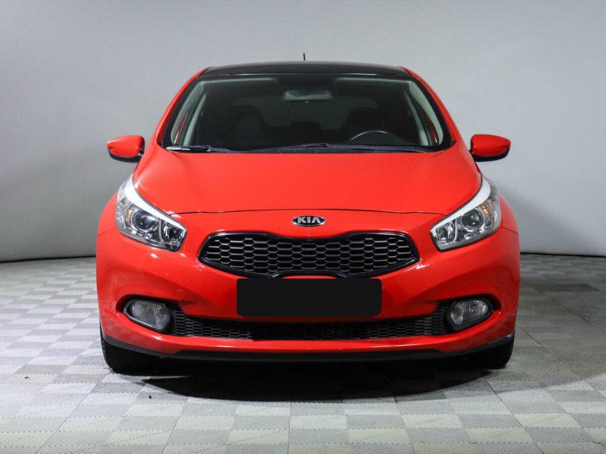 Kia Ceed с пробегом — 2014 год. Фото: #0