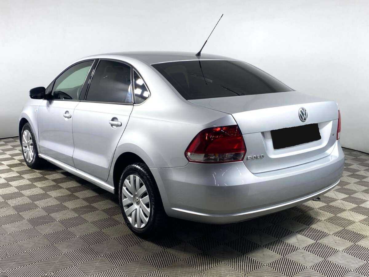 Volkswagen Polo с пробегом — 2012 год. Фото: #5