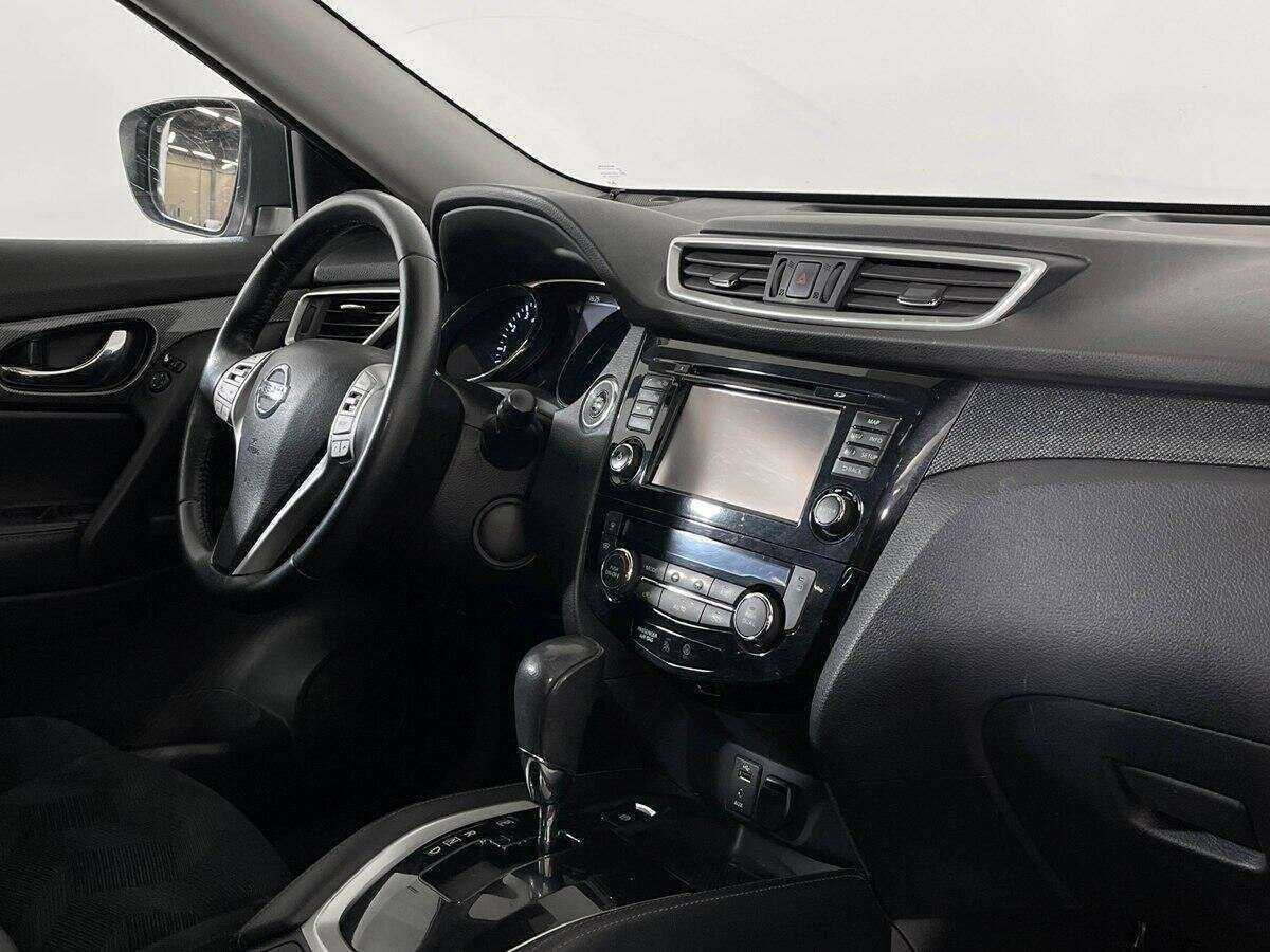 Nissan X-Trail с пробегом — 2015 год. Фото: #6