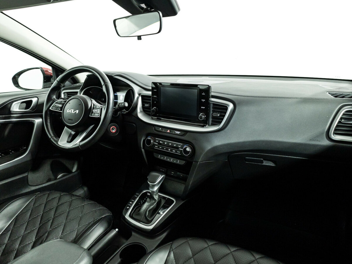 Kia Ceed с пробегом — 2022 год. Фото: #8