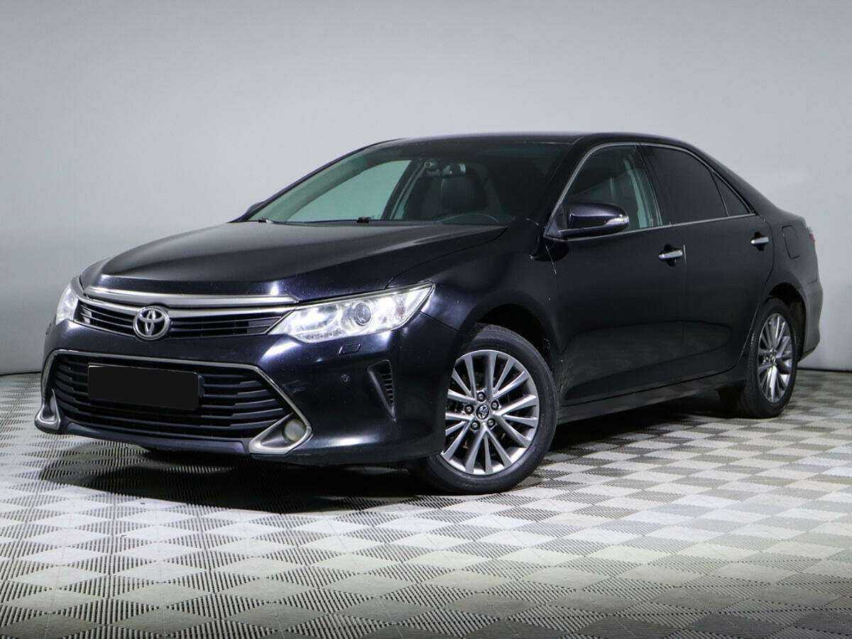 Toyota Camry с пробегом — 2017 год. Фото: #0