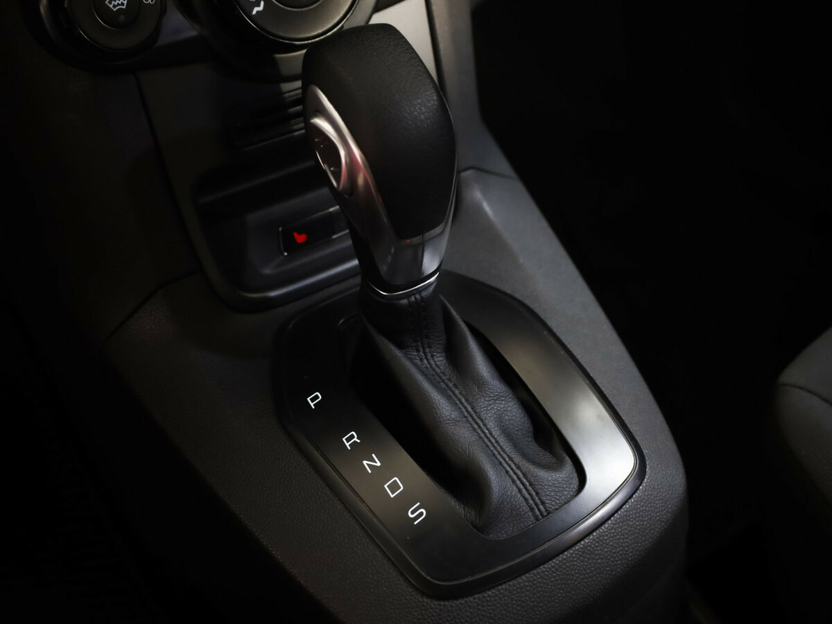 Ford Fiesta с пробегом — 2016 год. Фото: #16