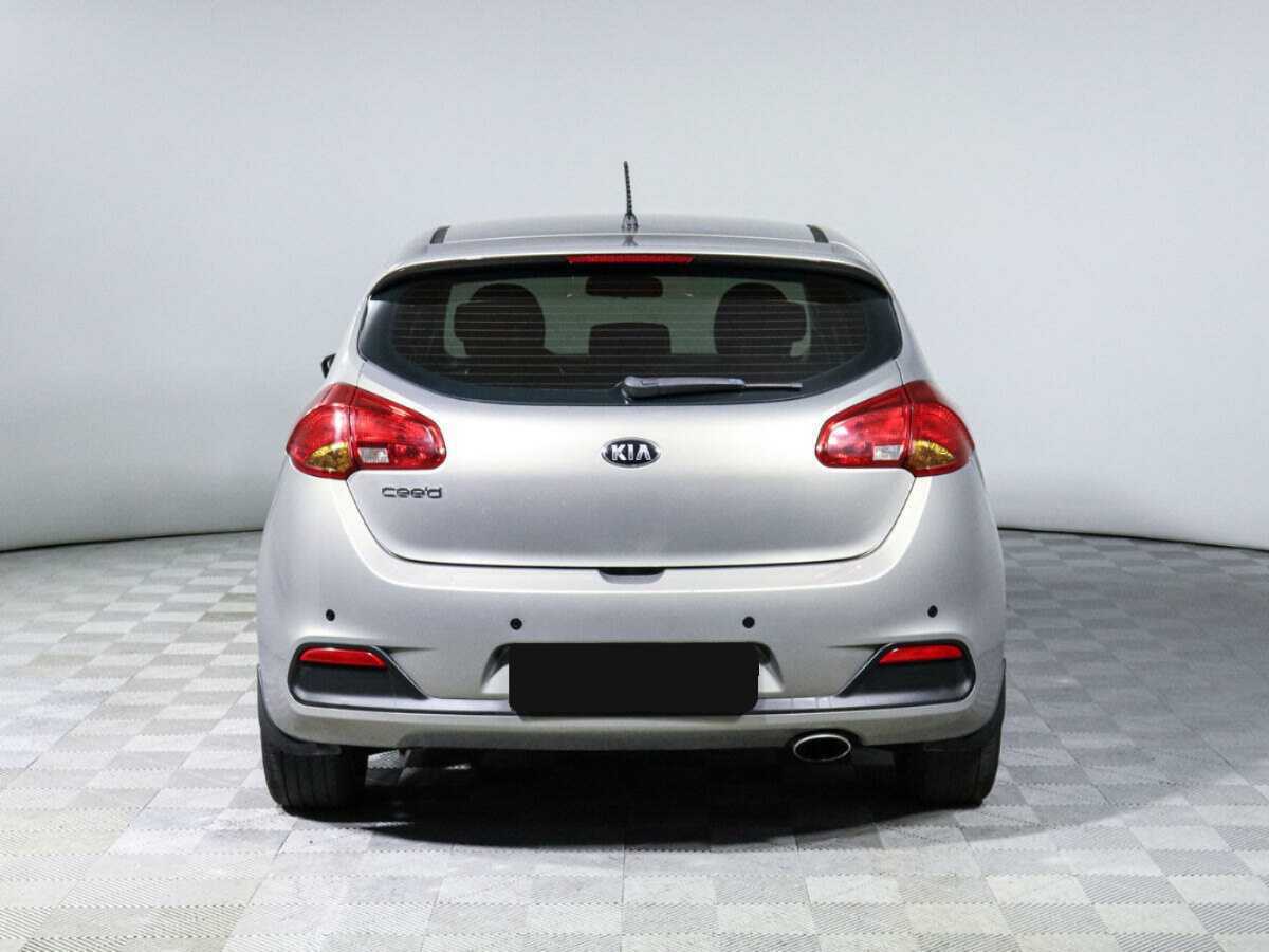 Kia Ceed с пробегом — 2012 год. Фото: #4