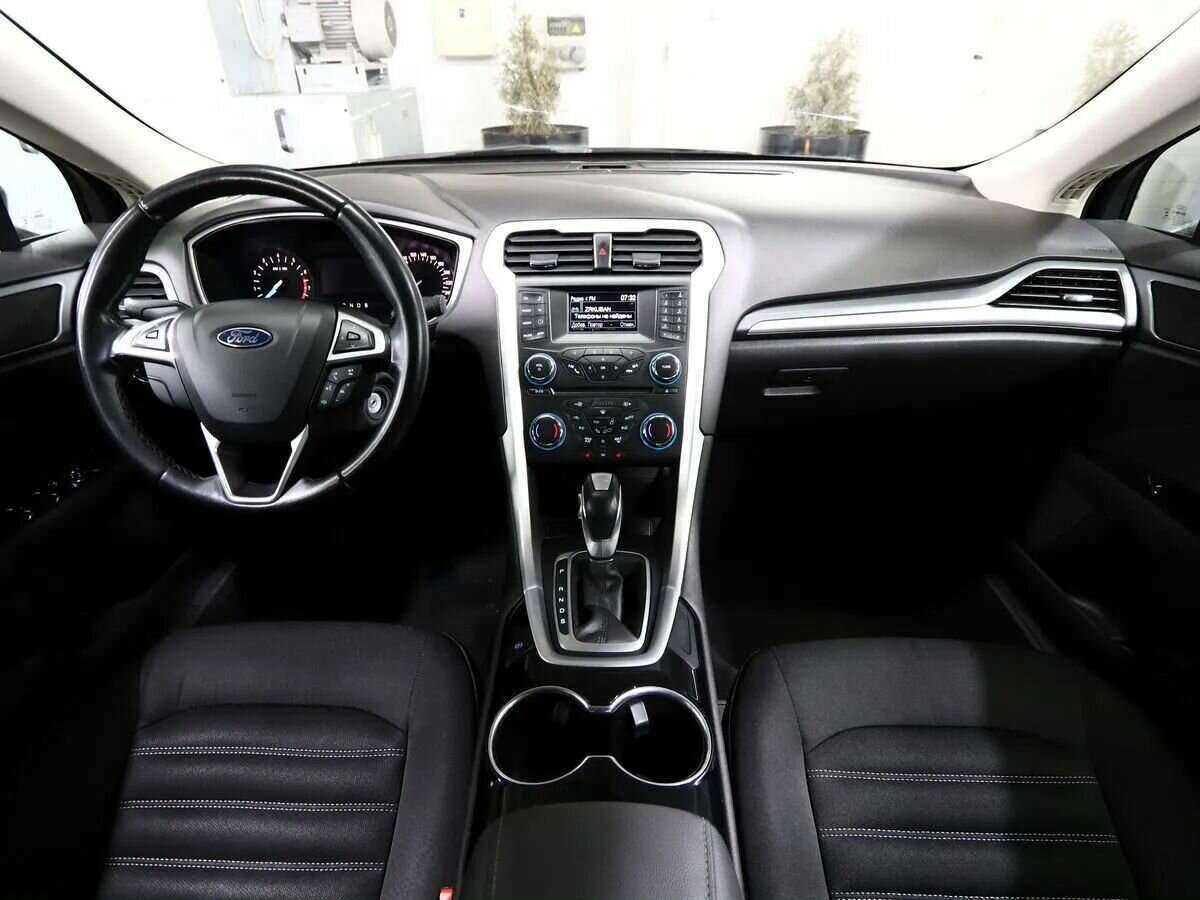 Ford Mondeo с пробегом — 2015 год. Фото: #9