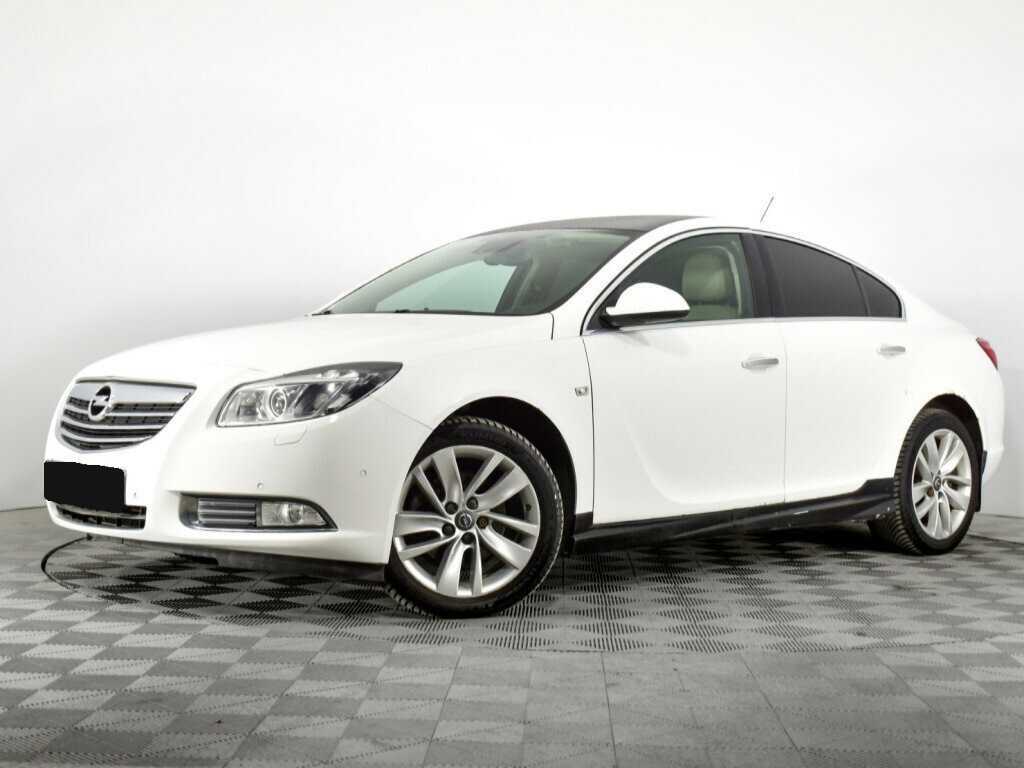 Opel Insignia с пробегом — 2012 год. Фото: #0