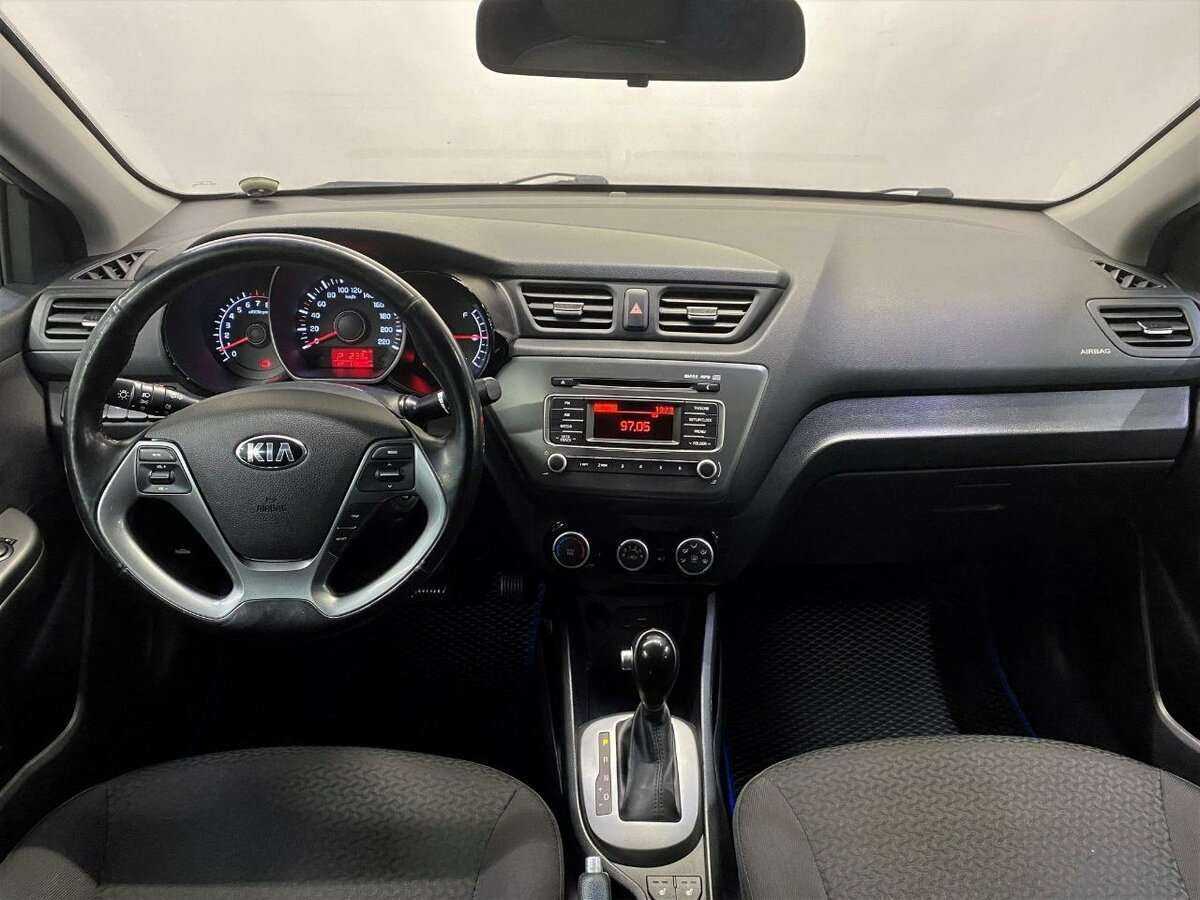 Kia Rio с пробегом — 2017 год. Фото: #5