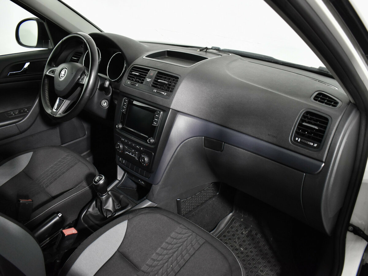 Skoda Yeti с пробегом — 2017 год. Фото: #11
