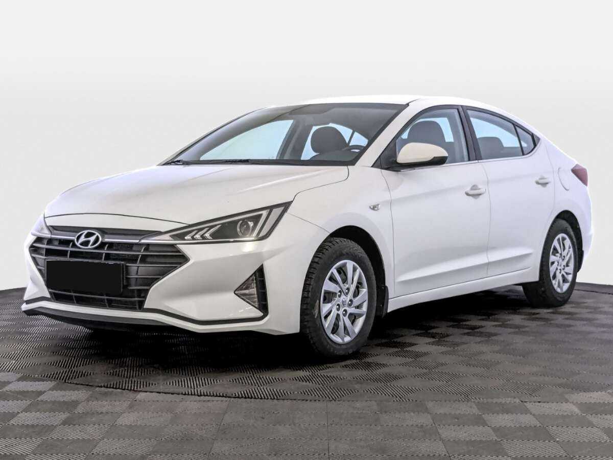 Hyundai Elantra с пробегом — 2020 год. Фото: #0