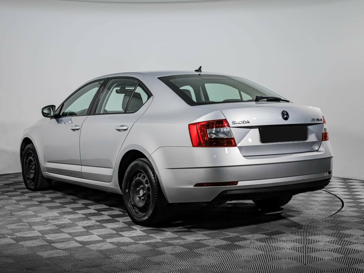 Skoda Octavia с пробегом — 2020 год. Фото: #6