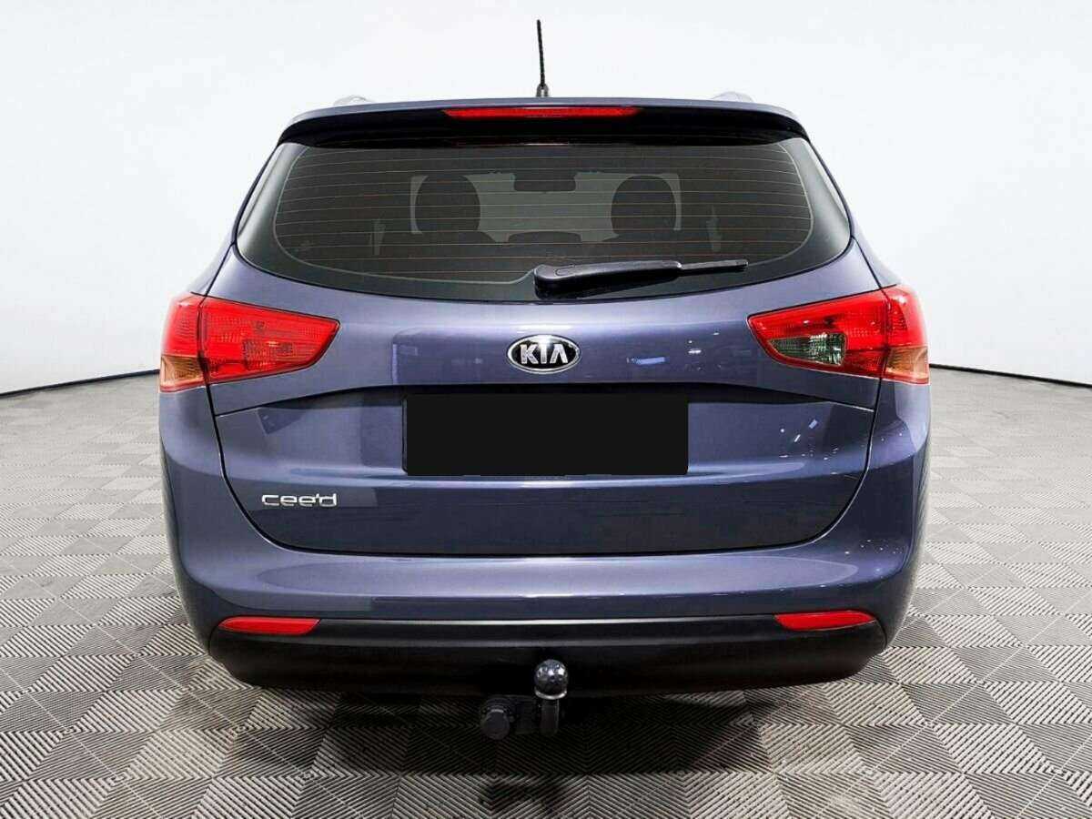Kia Ceed с пробегом — 2014 год. Фото: #5