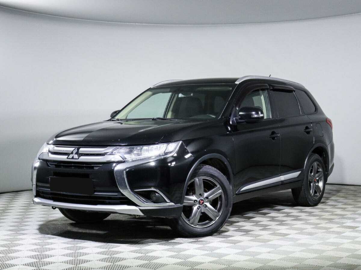 Mitsubishi Outlander с пробегом — 2016 год. Фото: #0