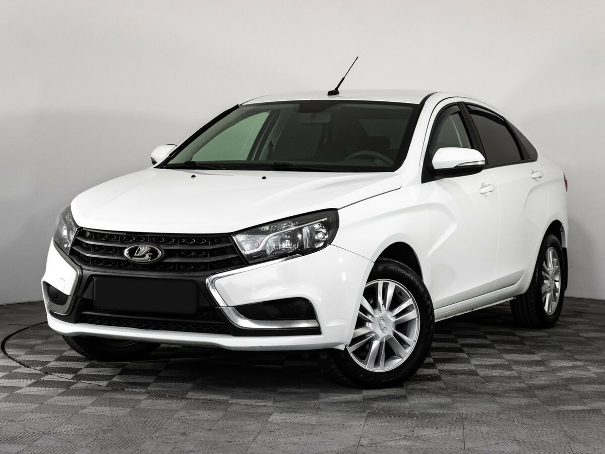 Lada (ВАЗ) Vesta с пробегом — 2018 год. Посмотреть фото