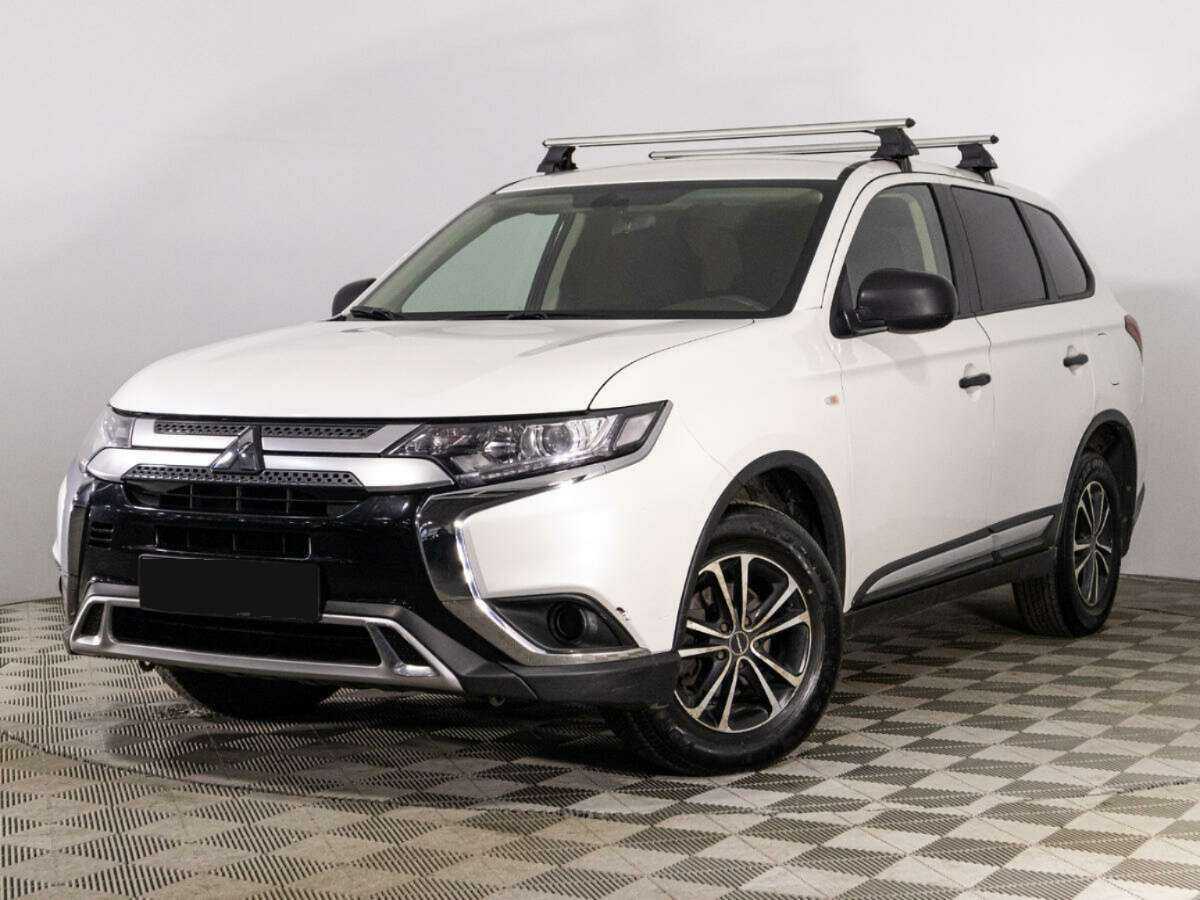 Mitsubishi Outlander с пробегом — 2020 год. Посмотреть фото