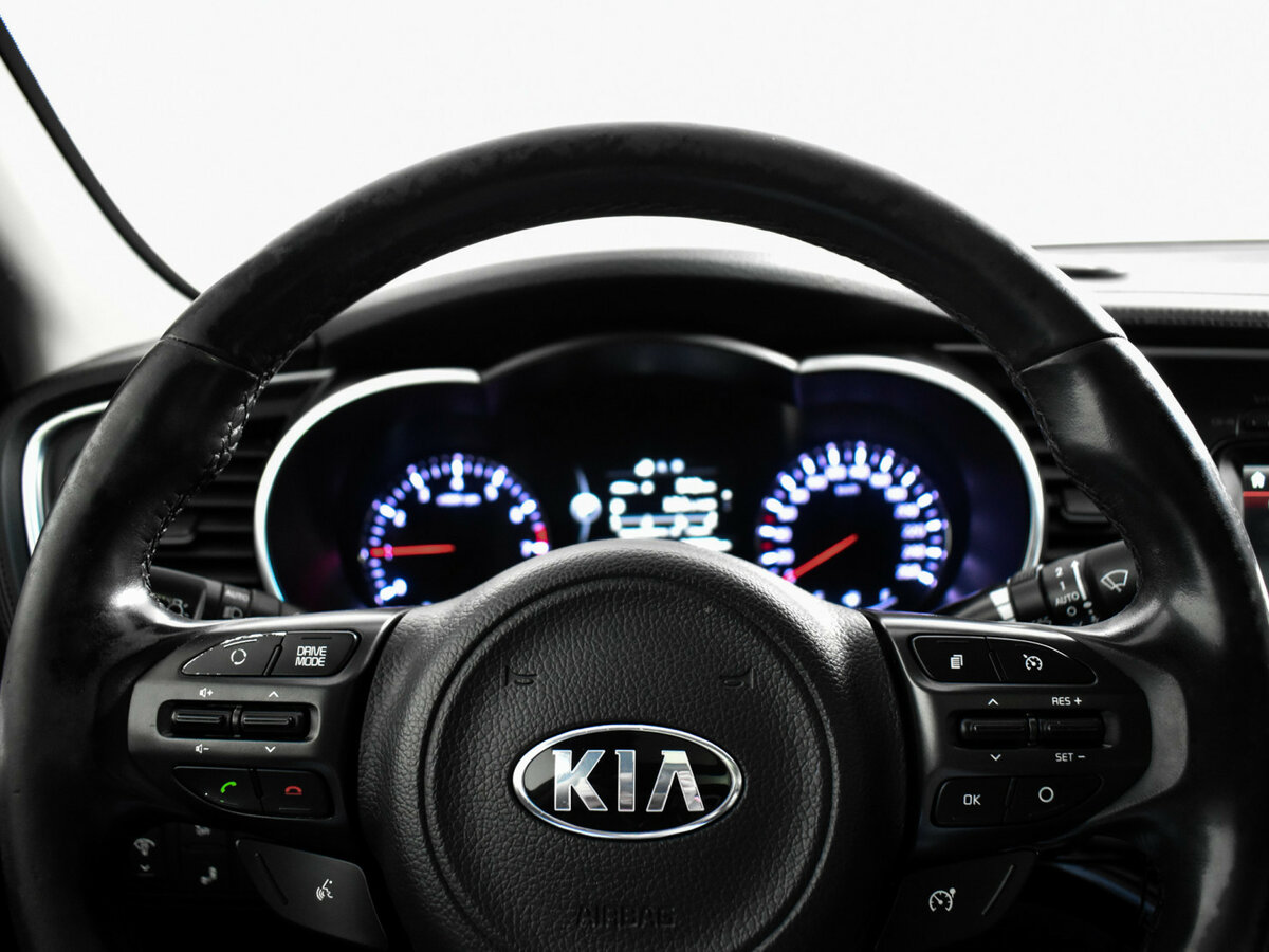 Kia Optima с пробегом — 2015 год. Фото: #13
