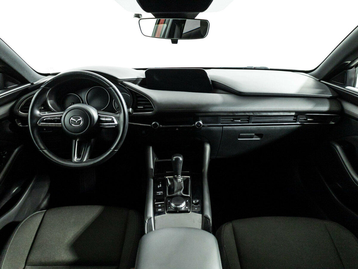 Mazda 3 с пробегом — 2019 год. Фото: #12