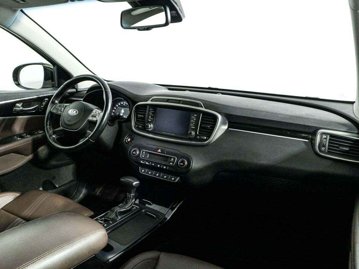 Kia Sorento с пробегом — 2018 год. Фото: #7