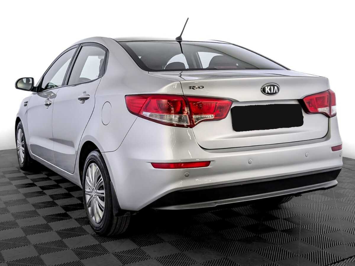 Kia Rio с пробегом — 2016 год. Фото: #6