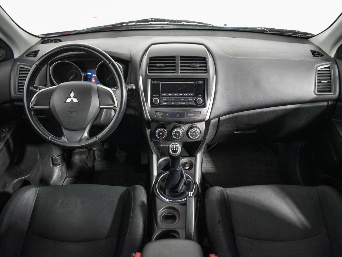 Mitsubishi ASX с пробегом — 2013 год. Фото: #12
