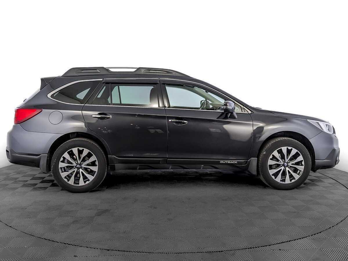 Subaru Outback с пробегом — 2017 год. Фото: #3