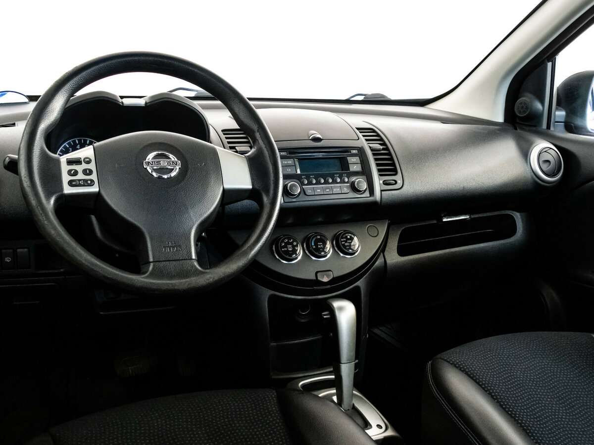 Nissan Note с пробегом — 2013 год. Фото: #8
