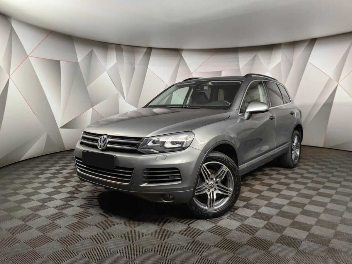 Volkswagen Touareg с пробегом — 2012 год. Фото: #0
