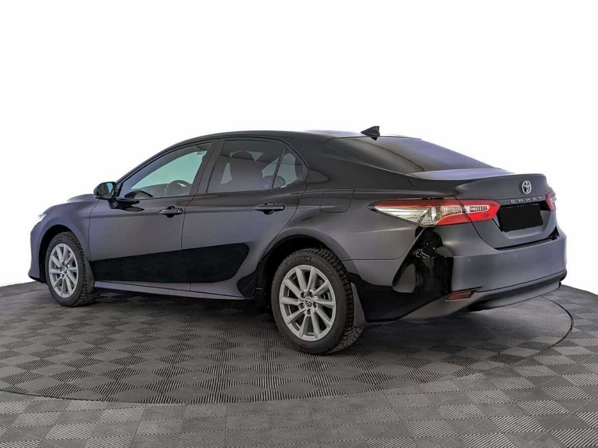 Toyota Camry с пробегом — 2022 год. Фото: #6