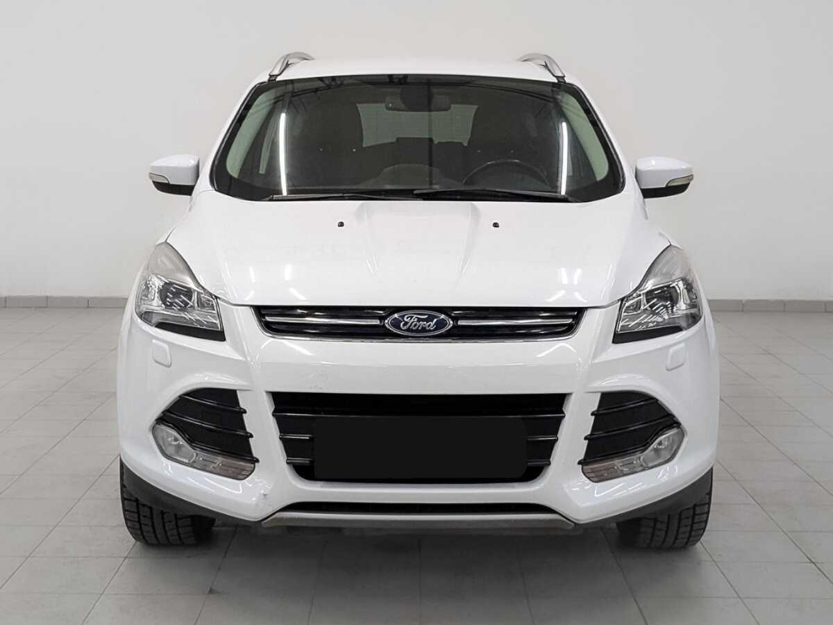 Ford Kuga с пробегом — 2014 год. Фото: #1