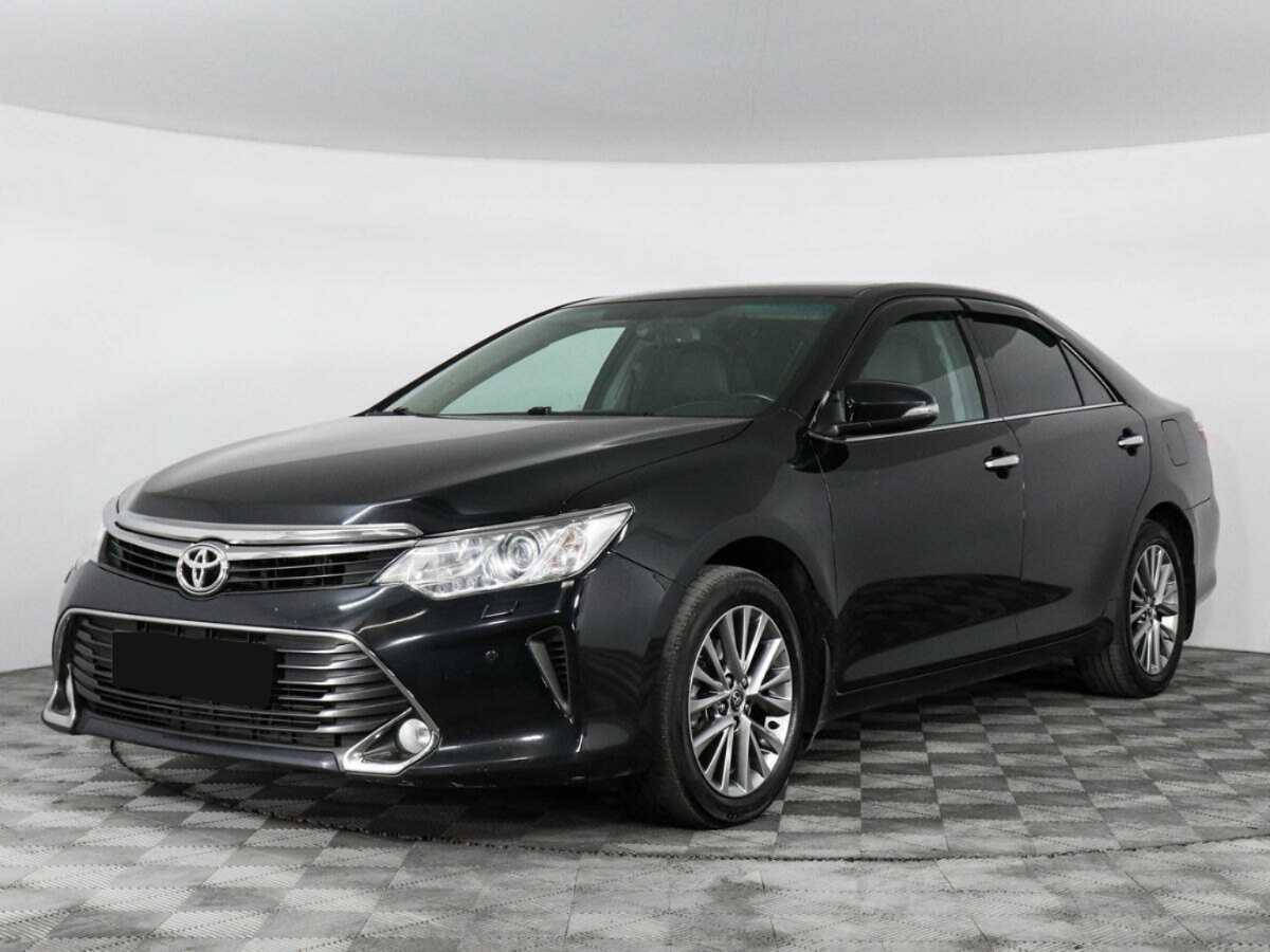 Toyota Camry с пробегом — 2016 год. Посмотреть фото