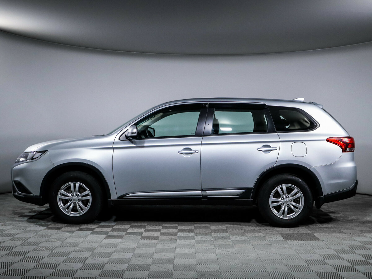 Mitsubishi Outlander с пробегом — 2019 год. Фото: #7