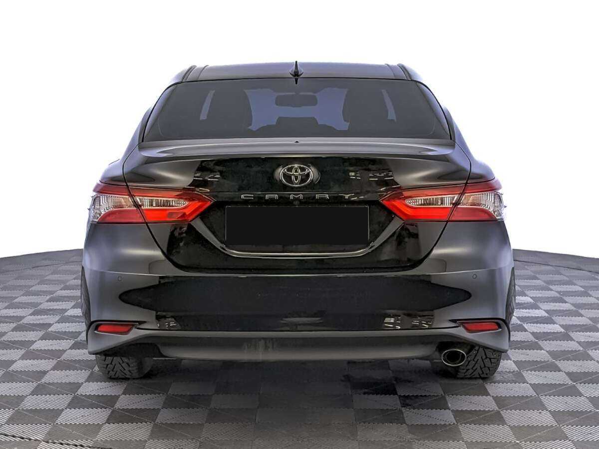 Toyota Camry с пробегом — 2019 год. Фото: #5