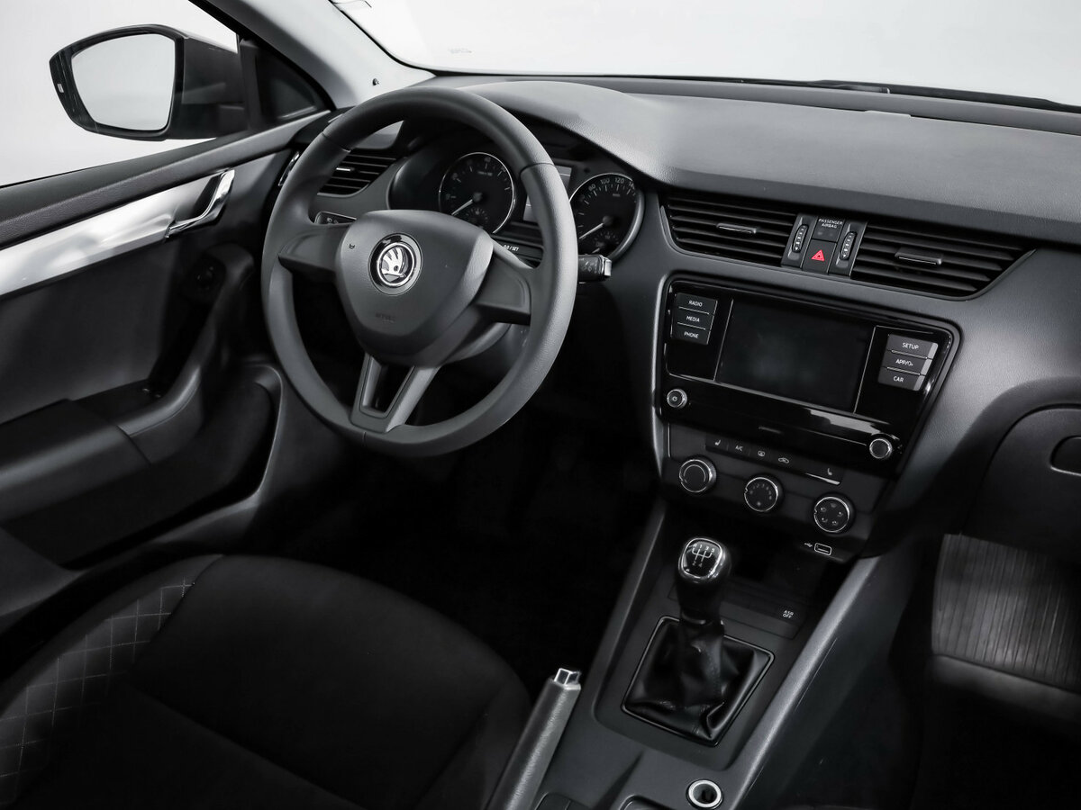 Skoda Octavia с пробегом — 2018 год. Фото: #5