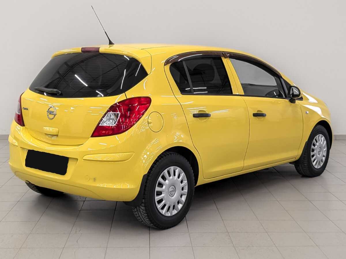 Opel Corsa с пробегом — 2013 год. Фото: #4
