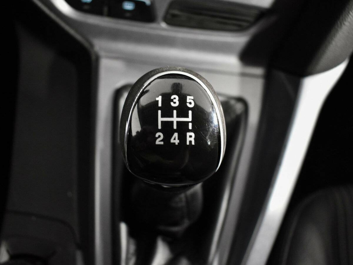 Ford Focus с пробегом — 2012 год. Фото: #17