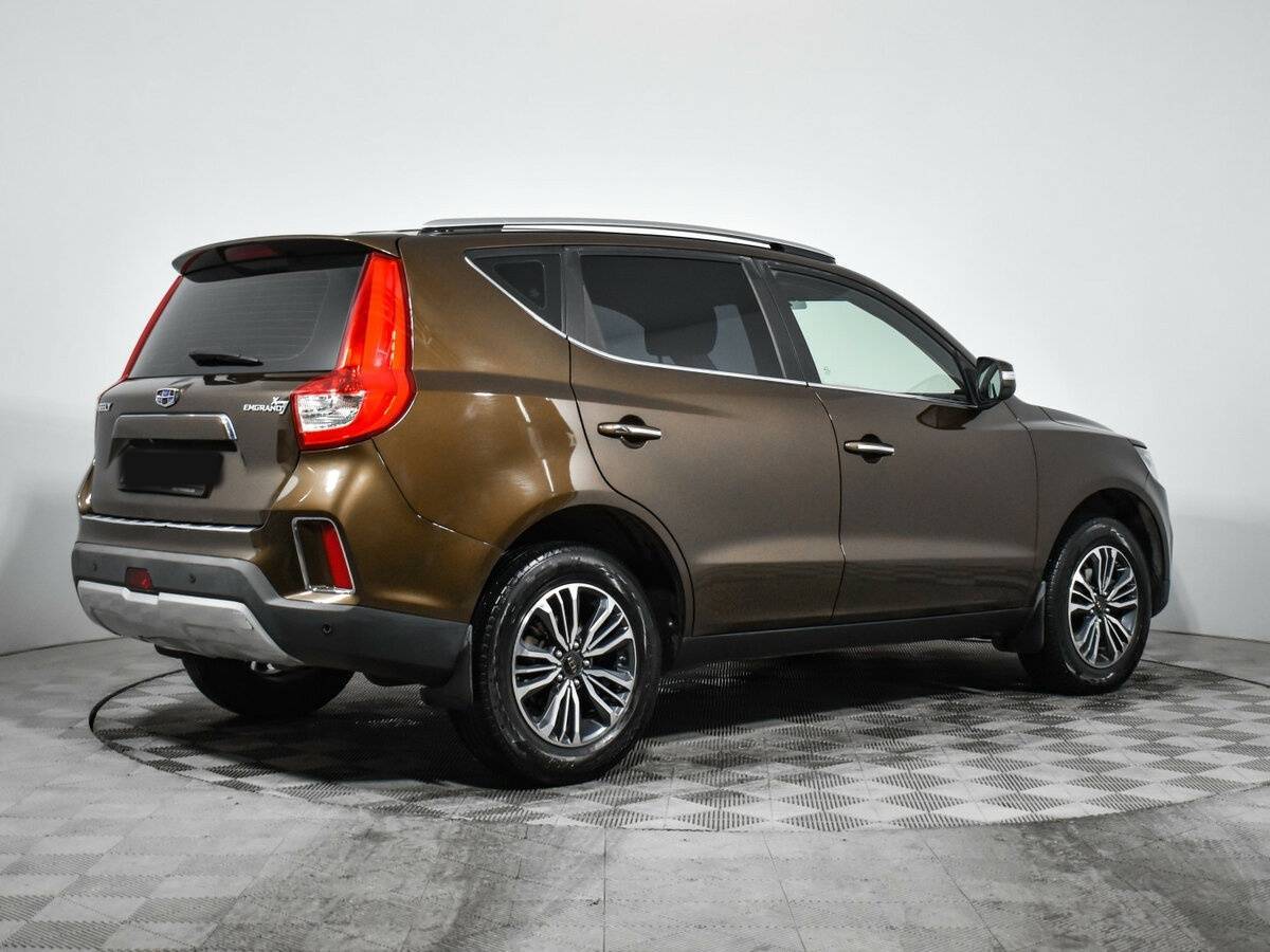Geely Emgrand X7 с пробегом — 2021 год. Фото: #3