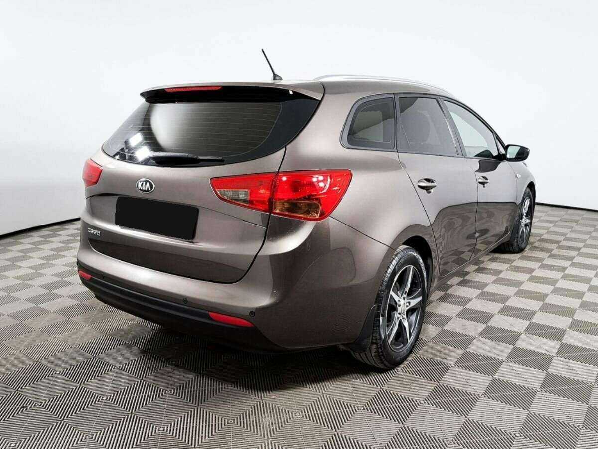 Kia Ceed с пробегом — 2015 год. Фото: #3