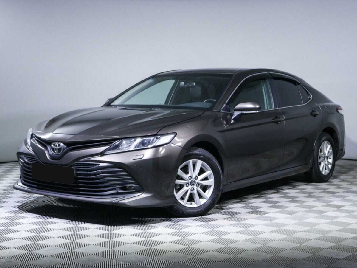 Toyota Camry с пробегом — 2020 год. Посмотреть фото